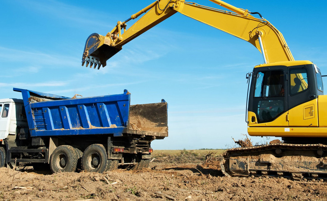 truck-excavator1_1100